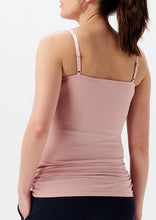 Laden Sie das Bild in den Galerie-Viewer, Umstandsmode, Schwangerschaftsmode, Stillmode, Brautkleider für Schwangere, Umstandshosen, Umstandsjeans, Umstandsoberteile, Stilloberteile, Bademode für Schwangere, BH für Schwangere, Still BH, Stillbustier, chic + schwanger, festliche Umstandsmode, festliche Mode für Schwangere, Tragejacke, Softshelljacke für Schwangere, Tragejacke mit Babyeinsatz, Umstandsleggings, Brautkleider mit Stillöffnung, festliche Umstandsmode zum Stillen, schick schwanger, Bussinesmode für Schwangere, Stillkleidung, Babybauch