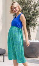 Laden Sie das Bild in den Galerie-Viewer, Umstandsmode, Schwangerschaftsmode, Stillmode, Brautkleider für Schwangere, Umstandshosen, Umstandsjeans, Umstandsoberteile, Stilloberteile, Bademode für Schwangere, BH für Schwangere, Still BH, Stillbustier, chic + schwanger, festliche Umstandsmode, festliche Mode für Schwangere, Tragejacke, Softshelljacke für Schwangere, Tragejacke mit Babyeinsatz, Umstandsleggings, Brautkleider mit Stillöffnung, festliche Umstandsmode zum Stillen, schick schwanger, Bussinesmode für Schwangere, Stillkleidung, Babybauch