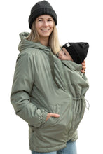 Laden Sie das Bild in den Galerie-Viewer, Umstandsmode, Schwangerschaftsmode, Stillmode, Brautkleider für Schwangere, Umstandshosen, Umstandsjeans, Umstandsoberteile, Stilloberteile, Bademode für Schwangere, BH für Schwangere, Still BH, Stillbustier, chic + schwanger, festliche Umstandsmode, festliche Mode für Schwangere, Tragejacke, Softshelljacke für Schwangere, Tragejacke mit Babyeinsatz, Umstandsleggings, Brautkleider mit Stillöffnung, festliche Umstandsmode zum Stillen, schick schwanger, Bussinesmode für Schwangere, Stillkleidung, Babybauch