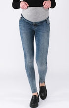 Laden Sie das Bild in den Galerie-Viewer, öKOTEX Umstandsjeans NACHHALTIG