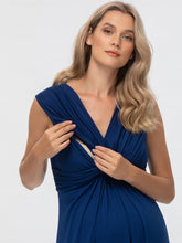 Laden Sie das Bild in den Galerie-Viewer, Umstandsmode, Schwangerschaftsmode, Stillmode, Brautkleider für Schwangere, Umstandshosen, Umstandsjeans, Umstandsoberteile, Stilloberteile, Bademode für Schwangere, BH für Schwangere, Still BH, Stillbustier, chic + schwanger, festliche Umstandsmode, festliche Mode für Schwangere, Tragejacke, Softshelljacke für Schwangere, Tragejacke mit Babyeinsatz, Umstandsleggings, Brautkleider mit Stillöffnung, festliche Umstandsmode zum Stillen, schick schwanger, Bussinesmode für Schwangere, Stillkleidung, Babybauch