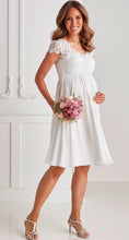 Laden Sie das Bild in den Galerie-Viewer, Umstandsbrautkleid CHANTAL kurz ivory