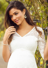 Laden Sie das Bild in den Galerie-Viewer, Umstandsmode, Schwangerschaftsmode, Stillmode, Brautkleider für Schwangere, Umstandshosen, Umstandsjeans, Umstandsoberteile, Stilloberteile, Bademode für Schwangere, BH für Schwangere, Still BH, Stillbustier, chic + schwanger, festliche Umstandsmode, festliche Mode für Schwangere, Tragejacke, Softshelljacke, Tragejacke mit Babyeinsatz, Umstandsleggings, Brautkleider mit Stillöffnung, festliche Umstandsmode zum Stillen, schick schwanger, Bussinesmode für Schwangere, Stillkleidung, Umstandsstrumpfhosen