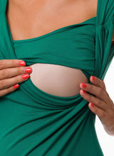 Laden Sie das Bild in den Galerie-Viewer, Umstandsmode, Schwangerschaftsmode, Stillmode, Brautkleider für Schwangere, Umstandshosen, Umstandsjeans, Umstandsoberteile, Stilloberteile, Bademode für Schwangere, BH für Schwangere, Still BH, Stillbustier, chic + schwanger, festliche Umstandsmode, festliche Mode für Schwangere, Tragejacke, Softshelljacke, Tragejacke mit Babyeinsatz, Umstandsleggings, Brautkleider mit Stillöffnung, festliche Umstandsmode zum Stillen, schick schwanger, Bussinesmode für Schwangere, Stillkleidung, Umstandsstrumpfhosen