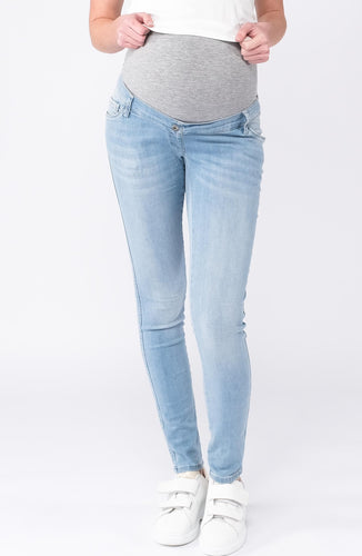 Umstandsmode, Schwangerschaftsmode, Stillmode, Brautkleider für Schwangere, Umstandshosen, Umstandsjeans, Umstandsoberteile, Stilloberteile, Bademode für Schwangere, BH für Schwangere, Still BH, Stillbustier, chic + schwanger, festliche Umstandsmode, festliche Mode für Schwangere, Tragejacke, Softshelljacke für Schwangere, Tragejacke mit Babyeinsatz, Umstandsleggings, Brautkleider mit Stillöffnung, festliche Umstandsmode zum Stillen, schick schwanger, Bussinesmode für Schwangere, Stillkleidung, Babybauch