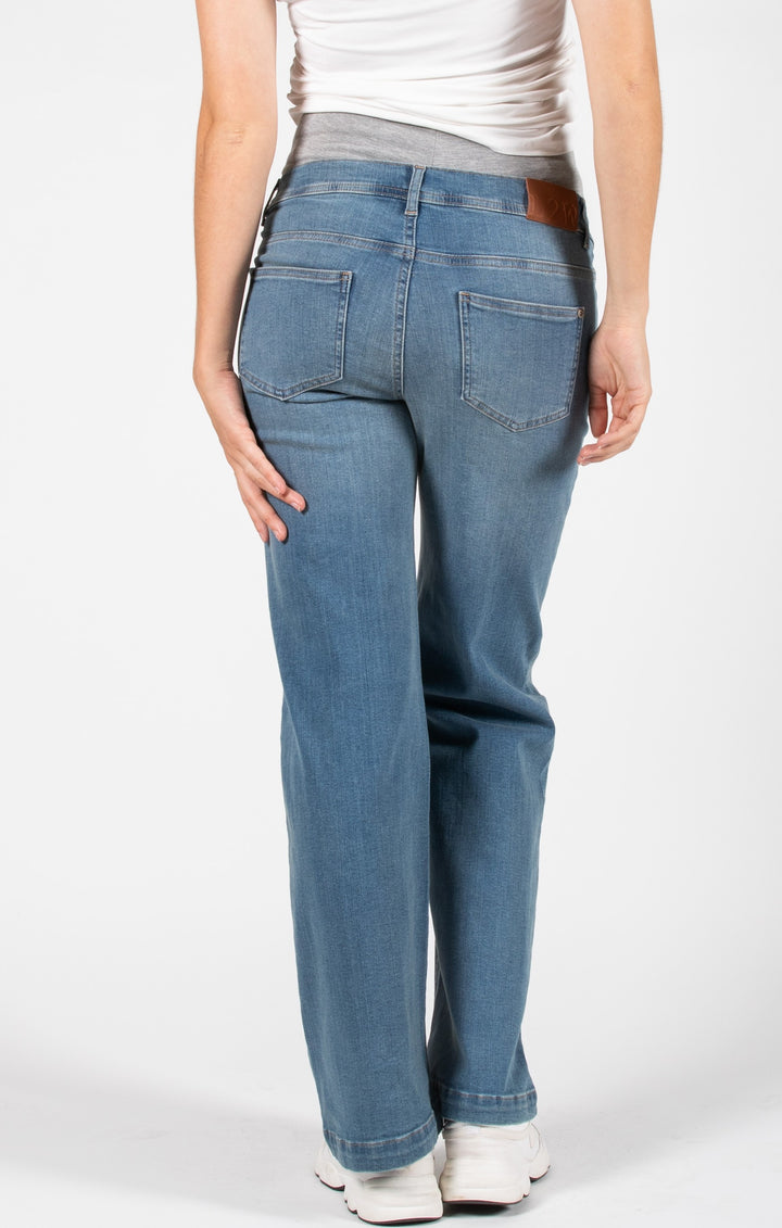 Umstandsmode, Schwangerschaftsmode, Stillmode, Brautkleider für Schwangere, Umstandshosen, Umstandsjeans, Umstandsoberteile, Stilloberteile, Bademode für Schwangere, BH für Schwangere, Still BH, Stillbustier, chic + schwanger, festliche Umstandsmode, festliche Mode für Schwangere, Tragejacke, Softshelljacke für Schwangere, Tragejacke mit Babyeinsatz, Umstandsleggings, Brautkleider mit Stillöffnung, festliche Umstandsmode zum Stillen, schick schwanger, Bussinesmode für Schwangere, Stillkleidung, Babybauch