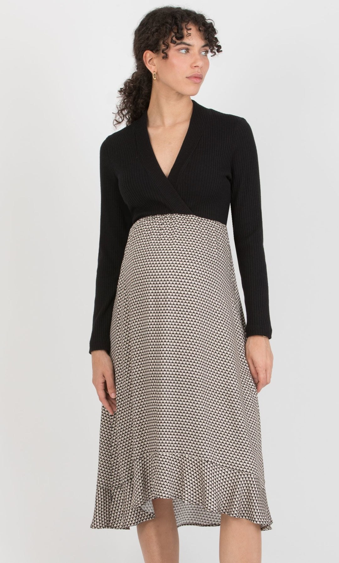 Umstandsmode, Schwangerschaftsmode, Stillmode, Brautkleider für Schwangere, Umstandshosen, Umstandsjeans, Umstandsoberteile, Stilloberteile, Bademode für Schwangere, BH für Schwangere, Still BH, Stillbustier, chic + schwanger, festliche Umstandsmode, festliche Mode für Schwangere, Tragejacke, Softshelljacke für Schwangere, Tragejacke mit Babyeinsatz, Umstandsleggings, Brautkleider mit Stillöffnung, festliche Umstandsmode zum Stillen, schick schwanger, Bussinesmode für Schwangere, Stillkleidung, Babybauch 