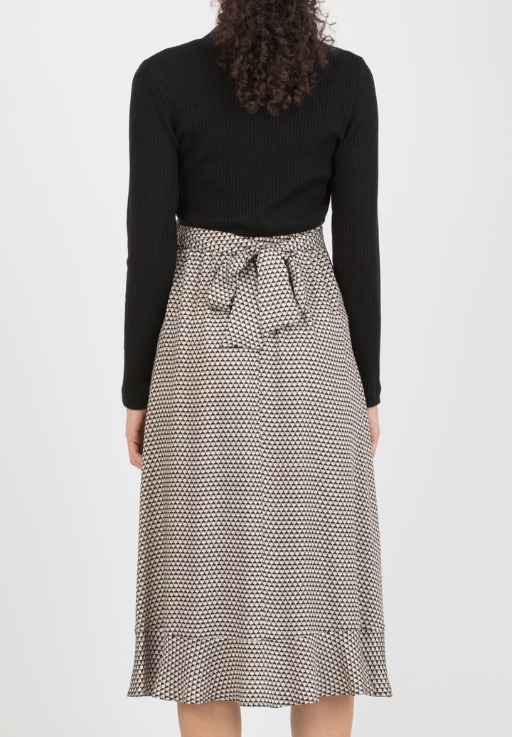 Umstandsmode, Schwangerschaftsmode, Stillmode, Brautkleider für Schwangere, Umstandshosen, Umstandsjeans, Umstandsoberteile, Stilloberteile, Bademode für Schwangere, BH für Schwangere, Still BH, Stillbustier, chic + schwanger, festliche Umstandsmode, festliche Mode für Schwangere, Tragejacke, Softshelljacke für Schwangere, Tragejacke mit Babyeinsatz, Umstandsleggings, Brautkleider mit Stillöffnung, festliche Umstandsmode zum Stillen, schick schwanger, Bussinesmode für Schwangere, Stillkleidung, Babybauch 