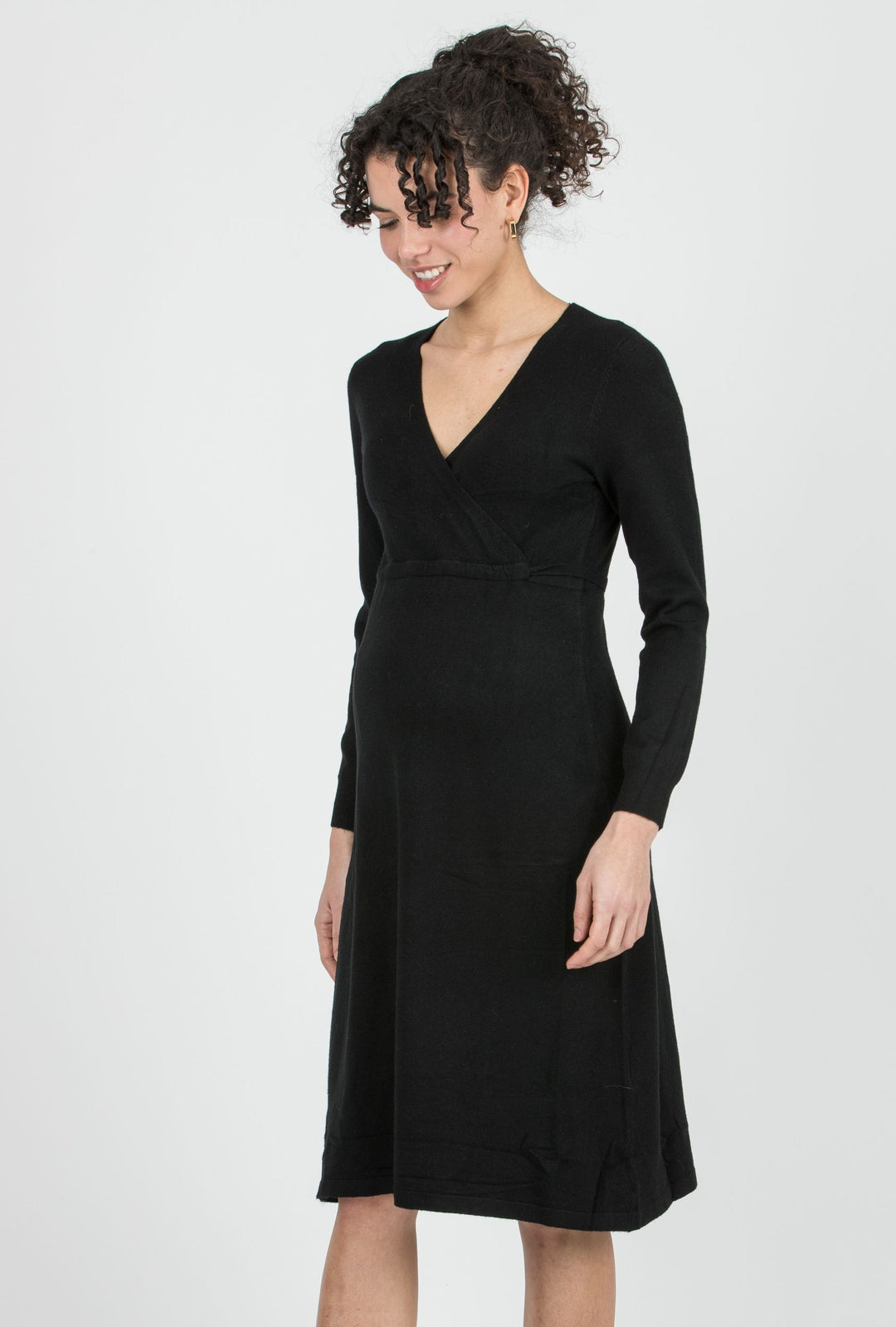 Umstandsmode, Schwangerschaftsmode, Stillmode, Brautkleider für Schwangere, Umstandshosen, Umstandsjeans, Umstandsoberteile, Stilloberteile, Bademode für Schwangere, BH für Schwangere, Still BH, Stillbustier, chic + schwanger, festliche Umstandsmode, festliche Mode für Schwangere, Tragejacke, Softshelljacke für Schwangere, Tragejacke mit Babyeinsatz, Umstandsleggings, Brautkleider mit Stillöffnung, festliche Umstandsmode zum Stillen, schick schwanger, Bussinesmode für Schwangere, Stillkleidung, Babybauch 