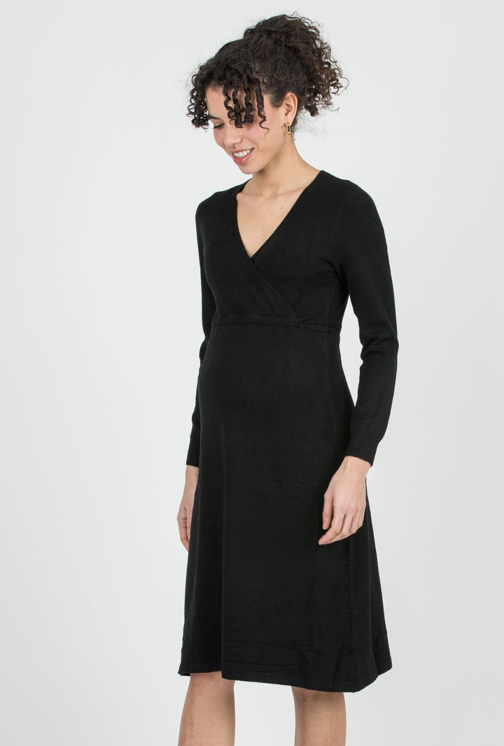 Umstandsmode, Schwangerschaftsmode, Stillmode, Brautkleider für Schwangere, Umstandshosen, Umstandsjeans, Umstandsoberteile, Stilloberteile, Bademode für Schwangere, BH für Schwangere, Still BH, Stillbustier, chic + schwanger, festliche Umstandsmode, festliche Mode für Schwangere, Tragejacke, Softshelljacke für Schwangere, Tragejacke mit Babyeinsatz, Umstandsleggings, Brautkleider mit Stillöffnung, festliche Umstandsmode zum Stillen, schick schwanger, Bussinesmode für Schwangere, Stillkleidung, Babybauch 