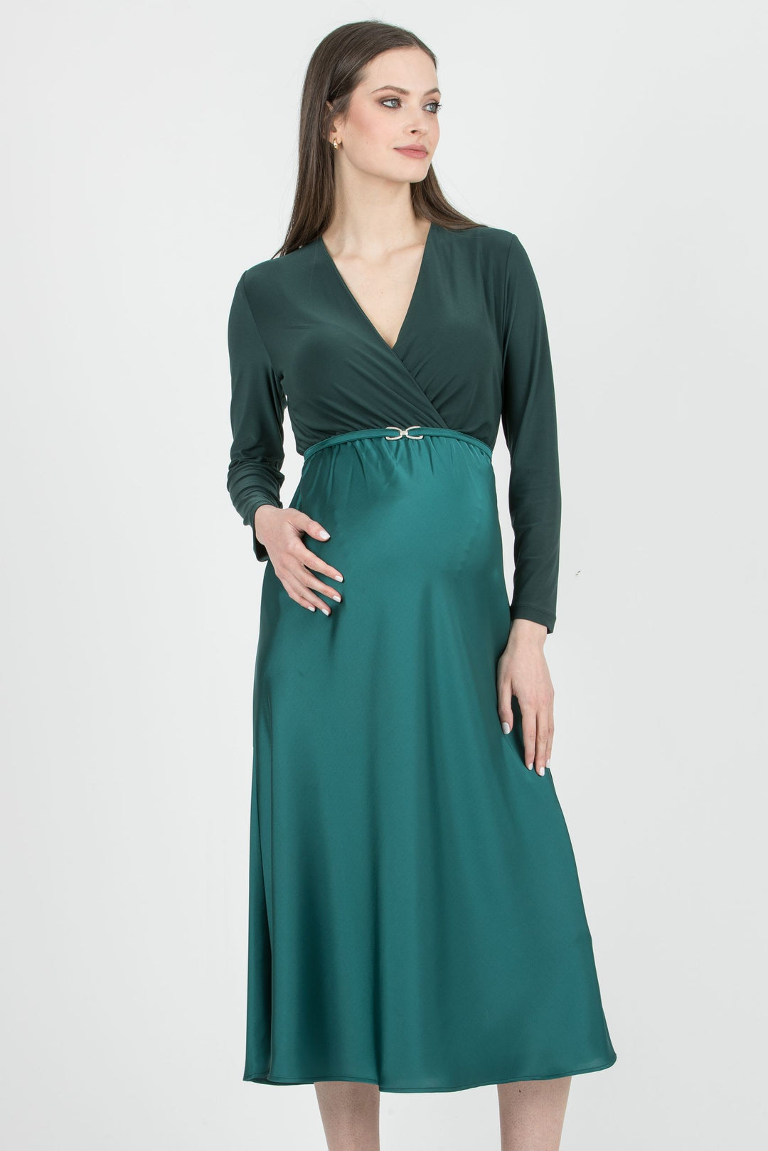 Umstandsmode, Schwangerschaftsmode, Stillmode, Brautkleider für Schwangere, Umstandshosen, Umstandsjeans, Umstandsoberteile, Stilloberteile, Bademode für Schwangere, BH für Schwangere, Still BH, Stillbustier, chic + schwanger, festliche Umstandsmode, festliche Mode für Schwangere, Tragejacke, Softshelljacke für Schwangere, Tragejacke mit Babyeinsatz, Umstandsleggings, Brautkleider mit Stillöffnung, festliche Umstandsmode zum Stillen, schick schwanger, Bussinesmode für Schwangere, Stillkleidung, Babybauch