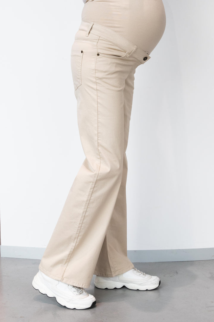 Umstandsmode, Schwangerschaftsmode, Stillmode, Brautkleider für Schwangere, Umstandshosen, Umstandsjeans, Umstandsoberteile, Stilloberteile, Bademode für Schwangere, BH für Schwangere, Still BH, Stillbustier, chic + schwanger, festliche Umstandsmode, festliche Mode für Schwangere, Tragejacke, Softshelljacke für Schwangere, Tragejacke mit Babyeinsatz, Umstandsleggings, Brautkleider mit Stillöffnung, festliche Umstandsmode zum Stillen, schick schwanger, Bussinesmode für Schwangere, Stillkleidung, Babybauch