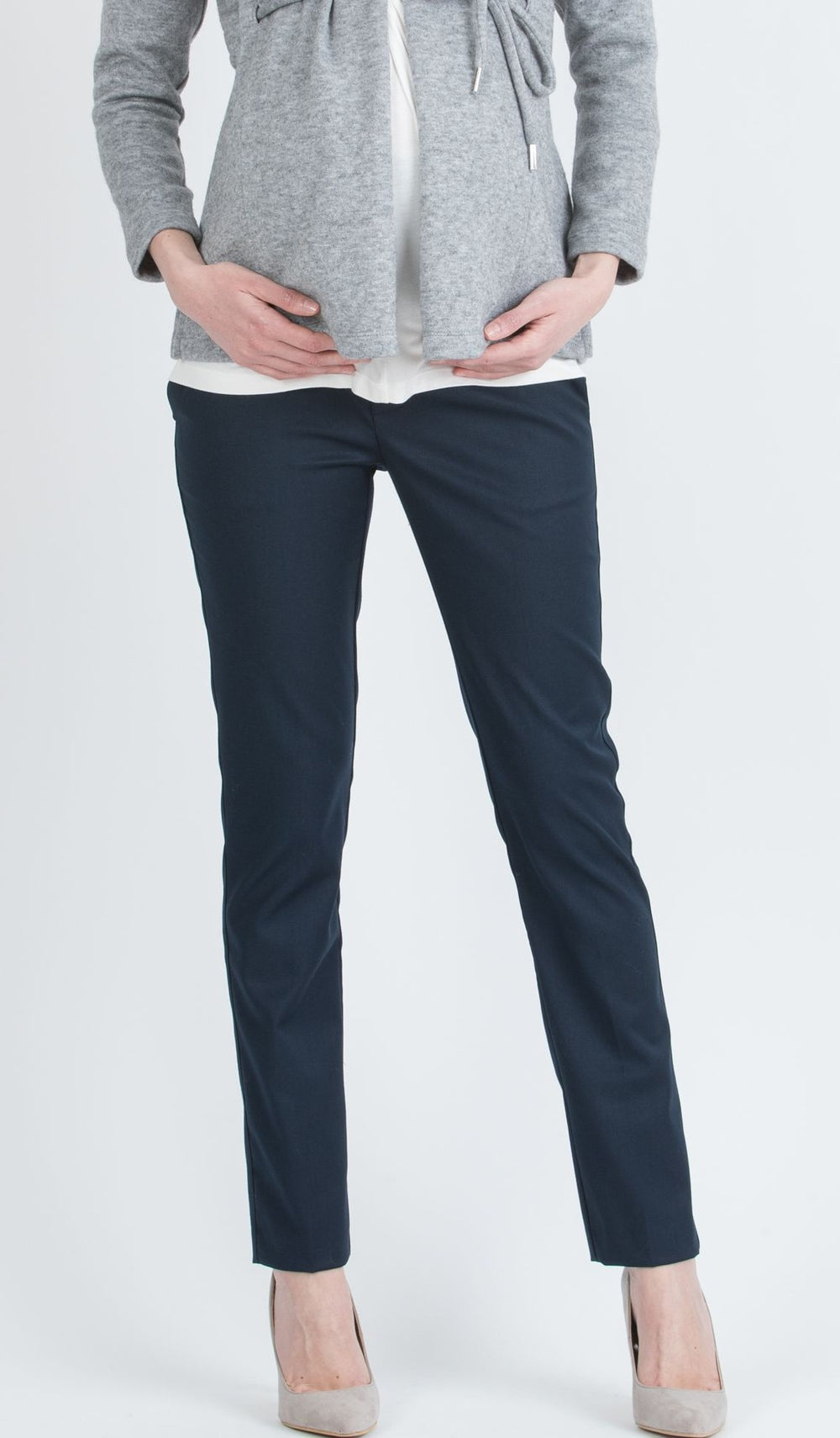 Umstandsmode, Schwangerschaftsmode, Stillmode, Brautkleider für Schwangere, Umstandshosen, Umstandsjeans, Umstandsoberteile, Stilloberteile, Bademode für Schwangere, BH für Schwangere, Still BH, Stillbustier, chic + schwanger, festliche Umstandsmode, festliche Mode für Schwangere, Tragejacke, Softshelljacke für Schwangere, Tragejacke mit Babyeinsatz, Umstandsleggings, Brautkleider mit Stillöffnung, festliche Umstandsmode zum Stillen, schick schwanger, Bussinesmode für Schwangere, Stillkleidung, Babybauch