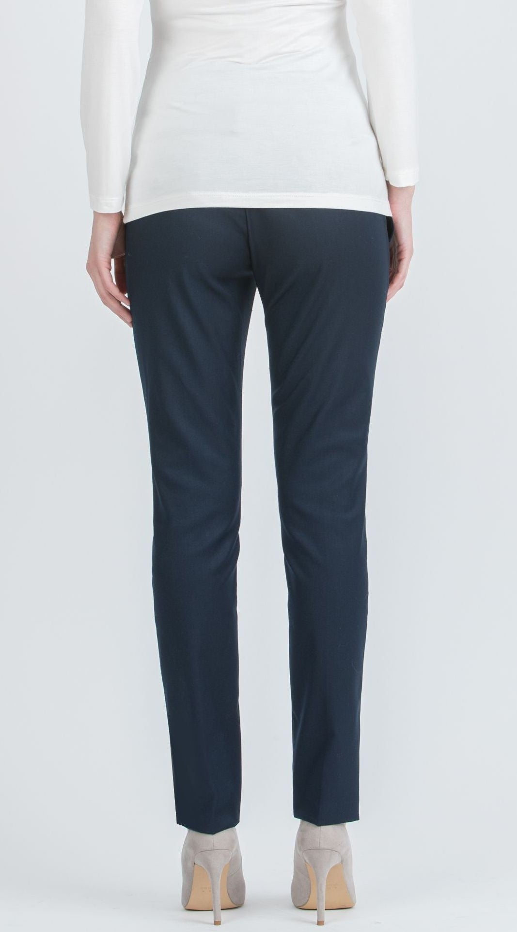 Umstandsmode, Schwangerschaftsmode, Stillmode, Brautkleider für Schwangere, Umstandshosen, Umstandsjeans, Umstandsoberteile, Stilloberteile, Bademode für Schwangere, BH für Schwangere, Still BH, Stillbustier, chic + schwanger, festliche Umstandsmode, festliche Mode für Schwangere, Tragejacke, Softshelljacke für Schwangere, Tragejacke mit Babyeinsatz, Umstandsleggings, Brautkleider mit Stillöffnung, festliche Umstandsmode zum Stillen, schick schwanger, Bussinesmode für Schwangere, Stillkleidung, Babybauch