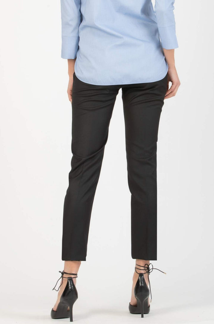 Umstandsmode, Schwangerschaftsmode, Stillmode, Brautkleider für Schwangere, Umstandshosen, Umstandsjeans, Umstandsoberteile, Stilloberteile, Bademode für Schwangere, BH für Schwangere, Still BH, Stillbustier, chic + schwanger, festliche Umstandsmode, festliche Mode für Schwangere, Tragejacke, Softshelljacke für Schwangere, Tragejacke mit Babyeinsatz, Umstandsleggings, Brautkleider mit Stillöffnung, festliche Umstandsmode zum Stillen, schick schwanger, Bussinesmode für Schwangere, Stillkleidung, Babybauch