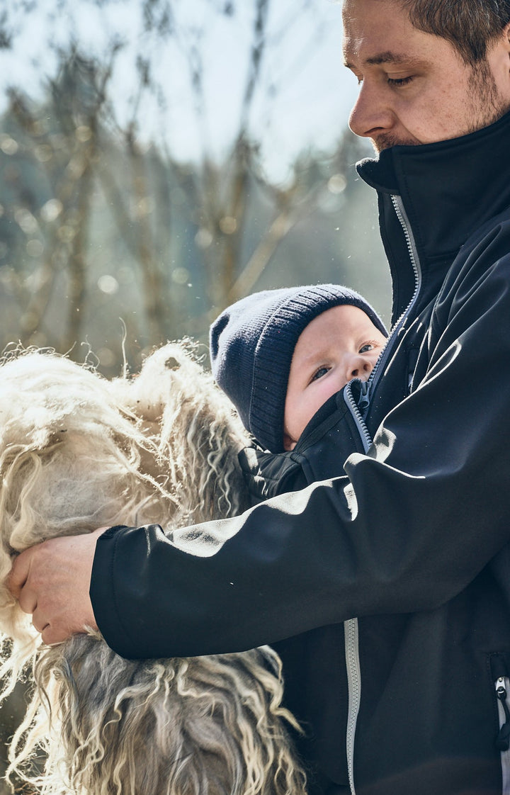 NACHHALTIG Tragejacke Softshell für PAPA in 2 Farben