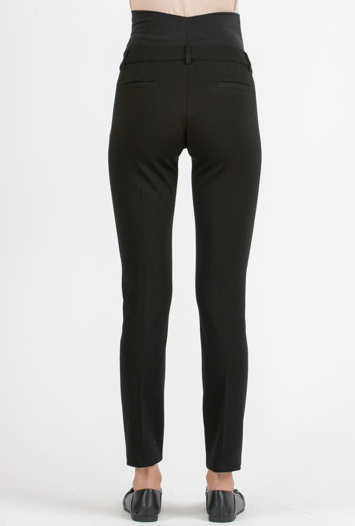 Umstandsmode, Schwangerschaftsmode, Stillmode, Brautkleider für Schwangere, Umstandshosen, Umstandsjeans, Umstandsoberteile, Stilloberteile, Bademode für Schwangere, BH für Schwangere, Still BH, Stillbustier, chic + schwanger, festliche Umstandsmode, festliche Mode für Schwangere, Tragejacke, Softshelljacke für Schwangere, Tragejacke mit Babyeinsatz, Umstandsleggings, Brautkleider mit Stillöffnung, festliche Umstandsmode zum Stillen, schick schwanger, Bussinesmode für Schwangere, Stillkleidung, Babybauch