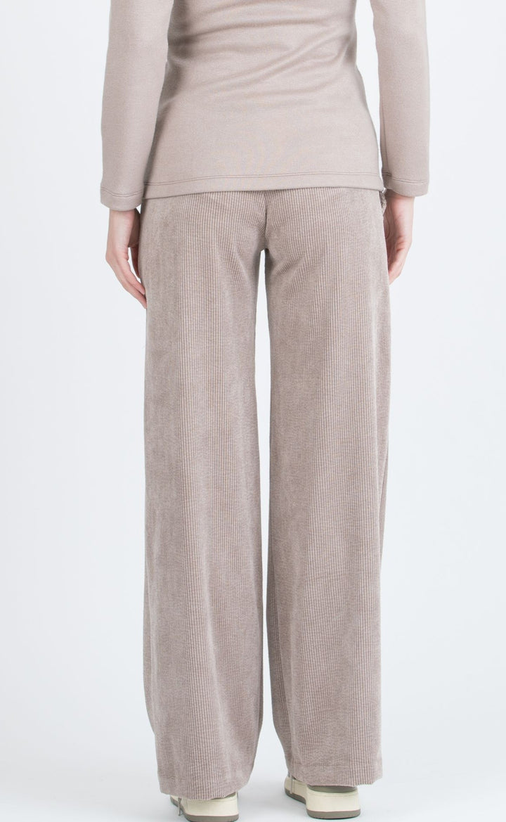 Umstandsmode, Schwangerschaftsmode, Stillmode, Brautkleider für Schwangere, Umstandshosen, Umstandsjeans, Umstandsoberteile, Stilloberteile, Bademode für Schwangere, BH für Schwangere, Still BH, Stillbustier, chic + schwanger, festliche Umstandsmode, festliche Mode für Schwangere, Tragejacke, Softshelljacke für Schwangere, Tragejacke mit Babyeinsatz, Umstandsleggings, Brautkleider mit Stillöffnung, festliche Umstandsmode zum Stillen, schick schwanger, Bussinesmode für Schwangere, Stillkleidung, Babybauch