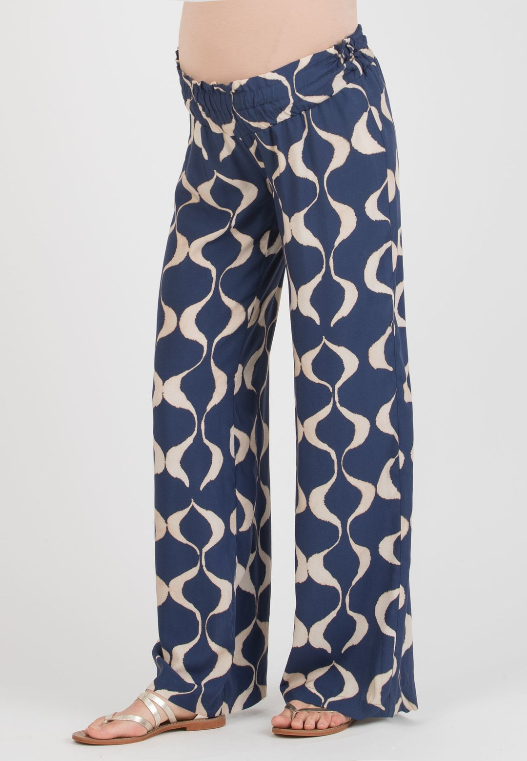 Umstandsmode, Schwangerschaftsmode, Stillmode, Brautkleider für Schwangere, Umstandshosen, Umstandsjeans, Umstandsoberteile, Stilloberteile, Bademode für Schwangere, BH für Schwangere, Still BH, Stillbustier, chic + schwanger, festliche Umstandsmode, festliche Mode für Schwangere, Tragejacke, Softshelljacke für Schwangere, Tragejacke mit Babyeinsatz, Umstandsleggings, Brautkleider mit Stillöffnung, festliche Umstandsmode zum Stillen, schick schwanger, Bussinesmode für Schwangere, Stillkleidung, Babybauch