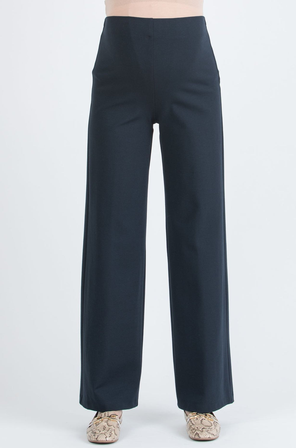 Umstandsmode, Schwangerschaftsmode, Stillmode, Brautkleider für Schwangere, Umstandshosen, Umstandsjeans, Umstandsoberteile, Stilloberteile, Bademode für Schwangere, BH für Schwangere, Still BH, Stillbustier, chic + schwanger, festliche Umstandsmode, festliche Mode für Schwangere, Tragejacke, Softshelljacke für Schwangere, Tragejacke mit Babyeinsatz, Umstandsleggings, Brautkleider mit Stillöffnung, festliche Umstandsmode zum Stillen, schick schwanger, Bussinesmode für Schwangere, Stillkleidung, Babybauch