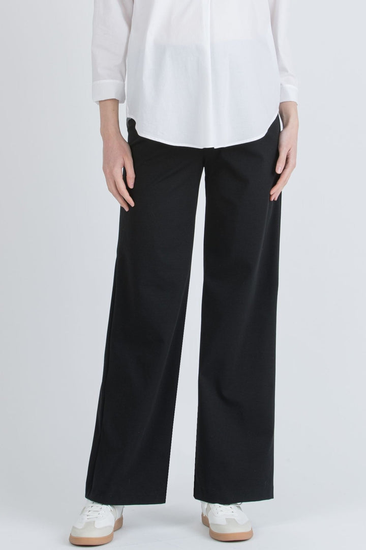 Umstandsmode, Schwangerschaftsmode, Stillmode, Brautkleider für Schwangere, Umstandshosen, Umstandsjeans, Umstandsoberteile, Stilloberteile, Bademode für Schwangere, BH für Schwangere, Still BH, Stillbustier, chic + schwanger, festliche Umstandsmode, festliche Mode für Schwangere, Tragejacke, Softshelljacke für Schwangere, Tragejacke mit Babyeinsatz, Umstandsleggings, Brautkleider mit Stillöffnung, festliche Umstandsmode zum Stillen, schick schwanger, Bussinesmode für Schwangere, Stillkleidung, Babybauch