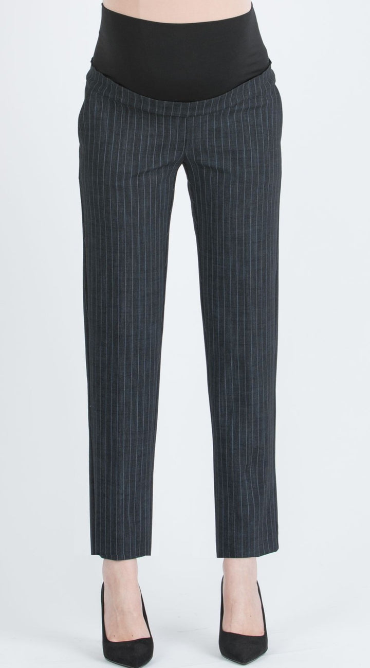 Umstandsmode, Schwangerschaftsmode, Stillmode, Brautkleider für Schwangere, Umstandshosen, Umstandsjeans, Umstandsoberteile, Stilloberteile, Bademode für Schwangere, BH für Schwangere, Still BH, Stillbustier, chic + schwanger, festliche Umstandsmode, festliche Mode für Schwangere, Tragejacke, Softshelljacke für Schwangere, Tragejacke mit Babyeinsatz, Umstandsleggings, Brautkleider mit Stillöffnung, festliche Umstandsmode zum Stillen, schick schwanger, Bussinesmode für Schwangere, Stillkleidung, Babybauch