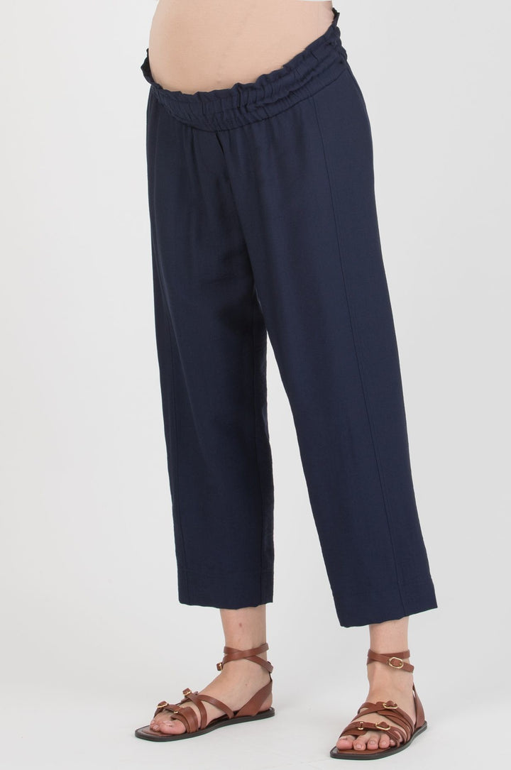 Umstandsmode, Schwangerschaftsmode, Stillmode, Brautkleider für Schwangere, Umstandshosen, Umstandsjeans, Umstandsoberteile, Stilloberteile, Bademode für Schwangere, BH für Schwangere, Still BH, Stillbustier, chic + schwanger, festliche Umstandsmode, festliche Mode für Schwangere, Tragejacke, Softshelljacke für Schwangere, Tragejacke mit Babyeinsatz, Umstandsleggings, Brautkleider mit Stillöffnung, festliche Umstandsmode zum Stillen, schick schwanger, Bussinesmode für Schwangere, Stillkleidung, Babybauch