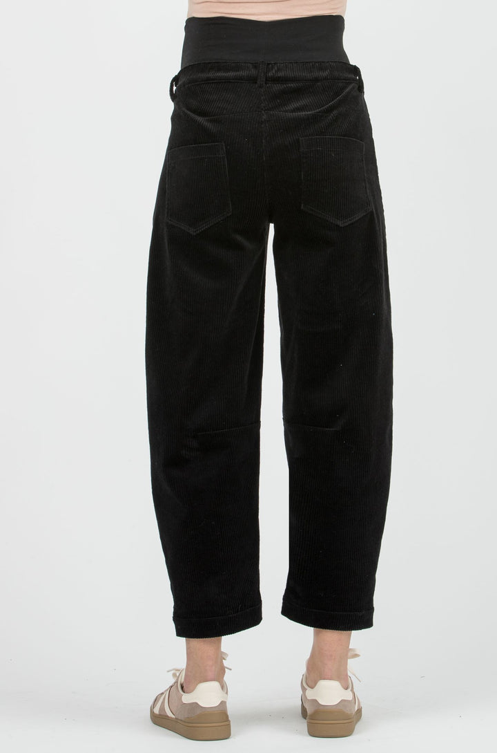 Umstandsmode, Schwangerschaftsmode, Stillmode, Brautkleider für Schwangere, Umstandshosen, Umstandsjeans, Umstandsoberteile, Stilloberteile, Bademode für Schwangere, BH für Schwangere, Still BH, Stillbustier, chic + schwanger, festliche Umstandsmode, festliche Mode für Schwangere, Tragejacke, Softshelljacke für Schwangere, Tragejacke mit Babyeinsatz, Umstandsleggings, Brautkleider mit Stillöffnung, festliche Umstandsmode zum Stillen, schick schwanger, Bussinesmode für Schwangere, Stillkleidung, Babybauch