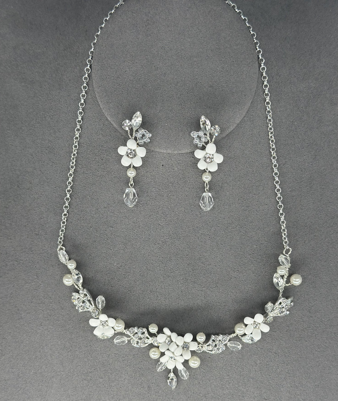 Umstandsmode, Schwangerschaftsmode, Stillmode, Brautkleider für Schwangere, Umstandshosen, Umstandsjeans, Umstandsoberteile, Stilloberteile, Bademode für Schwangere, BH für Schwangere, Still BH, Stillbustier, chic + schwanger, festliche Umstandsmode, festliche Mode für Schwangere, Tragejacke, Softshelljacke für Schwangere, Tragejacke mit Babyeinsatz, Umstandsleggings, Brautkleider mit Stillöffnung, festliche Umstandsmode zum Stillen, schick schwanger, Bussinesmode für Schwangere, Stillkleidung, Babybauch 