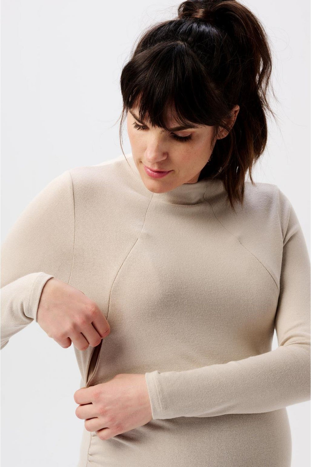 Umstandsmode, Schwangerschaftsmode, Stillmode, Brautkleider für Schwangere, Umstandshosen, Umstandsjeans, Umstandsoberteile, Stilloberteile, Bademode für Schwangere, BH für Schwangere, Still BH, Stillbustier, chic + schwanger, festliche Umstandsmode, festliche Mode für Schwangere, Tragejacke, Softshelljacke für Schwangere, Tragejacke mit Babyeinsatz, Umstandsleggings, Brautkleider mit Stillöffnung, festliche Umstandsmode zum Stillen, schick schwanger, Bussinesmode für Schwangere, Stillkleidung, Babybauch