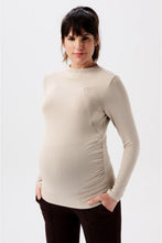 Laden Sie das Bild in den Galerie-Viewer, Umstandsmode, Schwangerschaftsmode, Stillmode, Brautkleider für Schwangere, Umstandshosen, Umstandsjeans, Umstandsoberteile, Stilloberteile, Bademode für Schwangere, BH für Schwangere, Still BH, Stillbustier, chic + schwanger, festliche Umstandsmode, festliche Mode für Schwangere, Tragejacke, Softshelljacke für Schwangere, Tragejacke mit Babyeinsatz, Umstandsleggings, Brautkleider mit Stillöffnung, festliche Umstandsmode zum Stillen, schick schwanger, Bussinesmode für Schwangere, Stillkleidung, Babybauch
