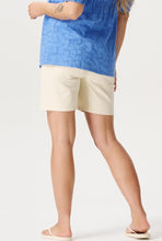 Laden Sie das Bild in den Galerie-Viewer, Umstandsmode, Schwangerschaftsmode, Stillmode, Brautkleider für Schwangere, Umstandshosen, Umstandsjeans, Umstandsoberteile, Stilloberteile, Bademode für Schwangere, BH für Schwangere, Still BH, Stillbustier, chic + schwanger, festliche Umstandsmode, festliche Mode für Schwangere, Tragejacke, Softshelljacke für Schwangere, Tragejacke mit Babyeinsatz, Umstandsleggings, Brautkleider mit Stillöffnung, festliche Umstandsmode zum Stillen, schick schwanger, Bussinesmode für Schwangere, Stillkleidung, Babybauch
