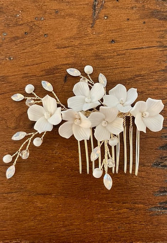 Umstandsmode, Schwangerschaftsmode, Stillmode, Brautkleider für Schwangere, Umstandshosen, Umstandsjeans, Umstandsoberteile, Stilloberteile, Bademode für Schwangere, BH für Schwangere, Still BH, Stillbustier, chic + schwanger, festliche Umstandsmode, festliche Mode für Schwangere, Tragejacke, Softshelljacke für Schwangere, Tragejacke mit Babyeinsatz, Umstandsleggings, Brautkleider mit Stillöffnung, festliche Umstandsmode zum Stillen, schick schwanger, Bussinesmode für Schwangere, Stillkleidung, Babybauch