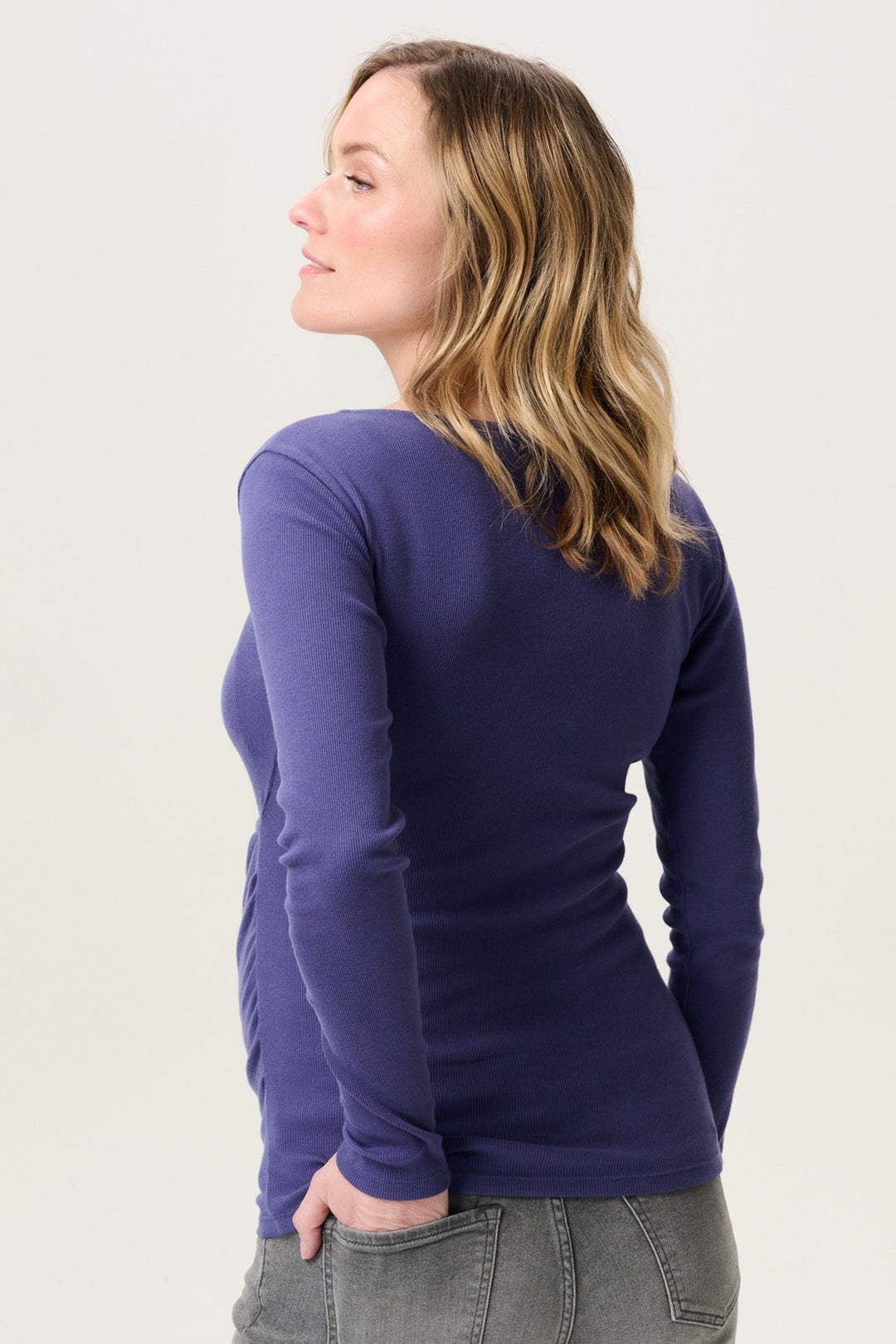 Umstandsmode, Schwangerschaftsmode, Stillmode, Brautkleider für Schwangere, Umstandshosen, Umstandsjeans, Umstandsoberteile, Stilloberteile, Bademode für Schwangere, BH für Schwangere, Still BH, Stillbustier, chic + schwanger, festliche Umstandsmode, festliche Mode für Schwangere, Tragejacke, Softshelljacke für Schwangere, Tragejacke mit Babyeinsatz, Umstandsleggings, Brautkleider mit Stillöffnung, festliche Umstandsmode zum Stillen, schick schwanger, Bussinesmode für Schwangere, Stillkleidung, Babybauch 