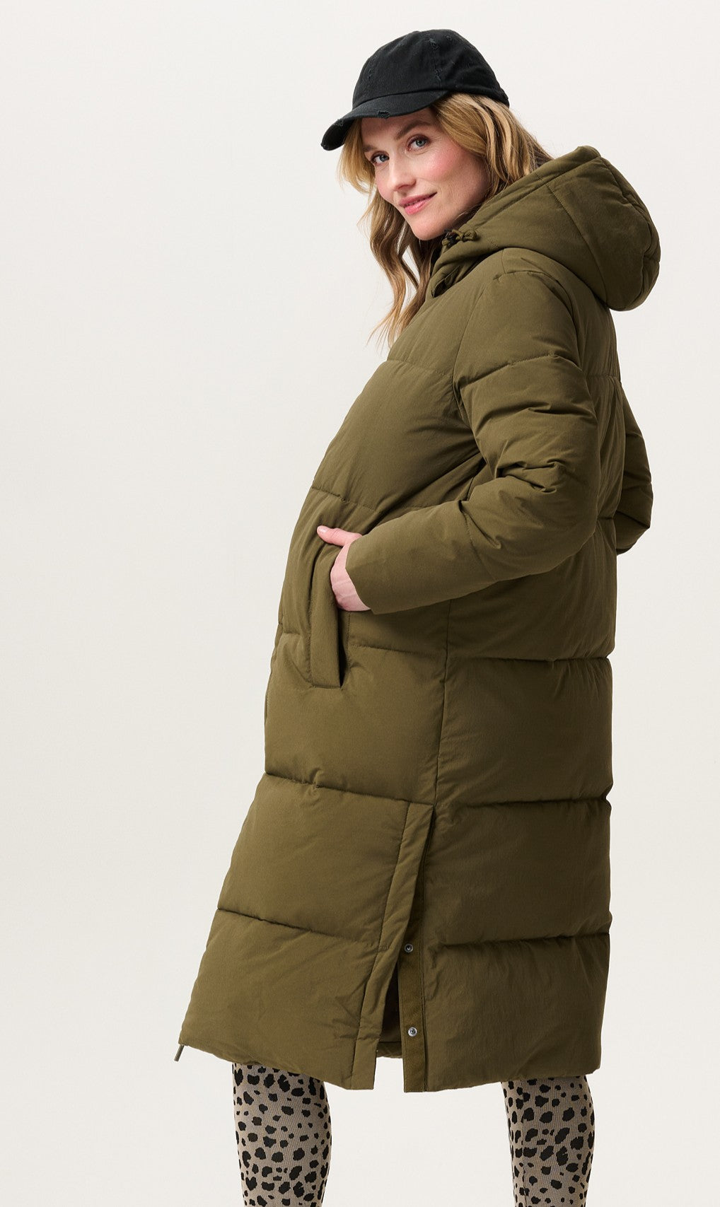 Umstandsmode, Schwangerschaftsmode, Stillmode, Brautkleider für Schwangere, Umstandshosen, Umstandsjeans, Umstandsoberteile, Stilloberteile, Bademode für Schwangere, BH für Schwangere, Still BH, Stillbustier, chic + schwanger, festliche Umstandsmode, festliche Mode für Schwangere, Tragejacke, Softshelljacke für Schwangere, Tragejacke mit Babyeinsatz, Umstandsleggings, Brautkleider mit Stillöffnung, festliche Umstandsmode zum Stillen, schick schwanger, Bussinesmode für Schwangere, Stillkleidung, Babybauch