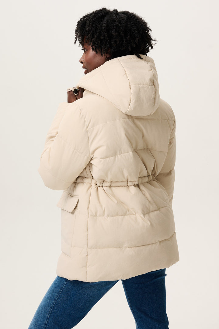 Umstandsmode, Schwangerschaftsmode, Stillmode, Brautkleider für Schwangere, Umstandshosen, Umstandsjeans, Umstandsoberteile, Stilloberteile, Bademode für Schwangere, BH für Schwangere, Still BH, Stillbustier, chic + schwanger, festliche Umstandsmode, festliche Mode für Schwangere, Tragejacke, Softshelljacke für Schwangere, Tragejacke mit Babyeinsatz, Umstandsleggings, Brautkleider mit Stillöffnung, festliche Umstandsmode zum Stillen, schick schwanger, Bussinesmode für Schwangere, Stillkleidung, Babybauch