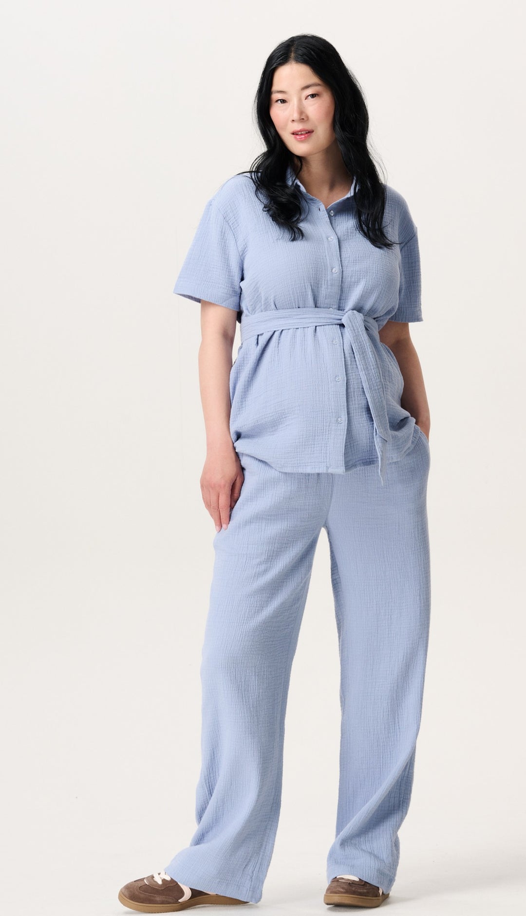 Umstandsmode, Schwangerschaftsmode, Stillmode, Brautkleider für Schwangere, Umstandshosen, Umstandsjeans, Umstandsoberteile, Stilloberteile, Bademode für Schwangere, BH für Schwangere, Still BH, Stillbustier, chic + schwanger, festliche Umstandsmode, festliche Mode für Schwangere, Tragejacke, Softshelljacke für Schwangere, Tragejacke mit Babyeinsatz, Umstandsleggings, Brautkleider mit Stillöffnung, festliche Umstandsmode zum Stillen, schick schwanger, Bussinesmode für Schwangere, Stillkleidung, Babybauch