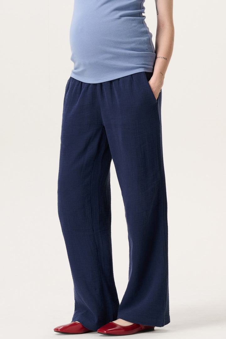 Umstandsmode, Schwangerschaftsmode, Stillmode, Brautkleider für Schwangere, Umstandshosen, Umstandsjeans, Umstandsoberteile, Stilloberteile, Bademode für Schwangere, BH für Schwangere, Still BH, Stillbustier, chic + schwanger, festliche Umstandsmode, festliche Mode für Schwangere, Tragejacke, Softshelljacke für Schwangere, Tragejacke mit Babyeinsatz, Umstandsleggings, Brautkleider mit Stillöffnung, festliche Umstandsmode zum Stillen, schick schwanger, Bussinesmode für Schwangere, Stillkleidung, Babybauch