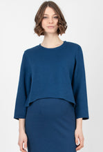 Laden Sie das Bild in den Galerie-Viewer, Umstandsmode, Schwangerschaftsmode, Stillmode, Brautkleider für Schwangere, Umstandshosen, Umstandsjeans, Umstandsoberteile, Stilloberteile, Bademode für Schwangere, BH für Schwangere, Still BH, Stillbustier, chic + schwanger, festliche Umstandsmode, festliche Mode für Schwangere, Tragejacke, Softshelljacke für Schwangere, Tragejacke mit Babyeinsatz, Umstandsleggings, Brautkleider mit Stillöffnung, festliche Umstandsmode zum Stillen, schick schwanger, Bussinesmode für Schwangere, Stillkleidung, Babybauch 
