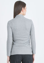 Laden Sie das Bild in den Galerie-Viewer, Umstandsmode, Schwangerschaftsmode, Stillmode, Brautkleider für Schwangere, Umstandshosen, Umstandsjeans, Umstandsoberteile, Stilloberteile, Bademode für Schwangere, BH für Schwangere, Still BH, Stillbustier, chic + schwanger, festliche Umstandsmode, festliche Mode für Schwangere, Tragejacke, Softshelljacke für Schwangere, Tragejacke mit Babyeinsatz, Umstandsleggings, Brautkleider mit Stillöffnung, festliche Umstandsmode zum Stillen, schick schwanger, Bussinesmode für Schwangere, Stillkleidung, Babybauch
