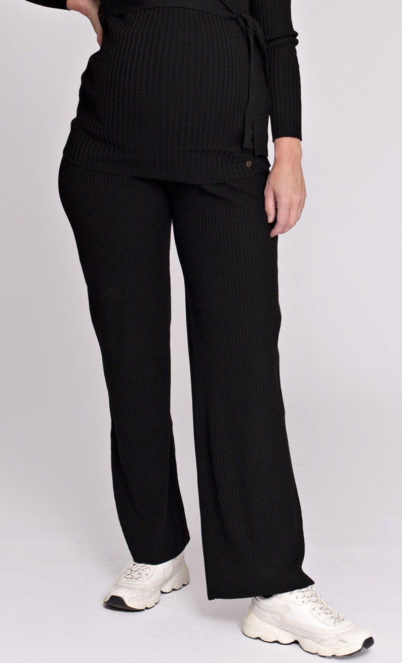 Umstandsmode, Schwangerschaftsmode, Stillmode, Brautkleider für Schwangere, Umstandshosen, Umstandsjeans, Umstandsoberteile, Stilloberteile, Bademode für Schwangere, BH für Schwangere, Still BH, Stillbustier, chic + schwanger, festliche Umstandsmode, festliche Mode für Schwangere, Tragejacke, Softshelljacke für Schwangere, Tragejacke mit Babyeinsatz, Umstandsleggings, Brautkleider mit Stillöffnung, festliche Umstandsmode zum Stillen, schick schwanger, Bussinesmode für Schwangere, Stillkleidung, Babybauch