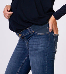 Umstandsmode, Schwangerschaftsmode, Stillmode, Brautkleider für Schwangere, Umstandshosen, Umstandsjeans, Umstandsoberteile, Stilloberteile, Bademode für Schwangere, BH für Schwangere, Still BH, Stillbustier, chic + schwanger, festliche Umstandsmode, festliche Mode für Schwangere, Tragejacke, Softshelljacke für Schwangere, Tragejacke mit Babyeinsatz, Umstandsleggings, Brautkleider mit Stillöffnung, festliche Umstandsmode zum Stillen, schick schwanger, Bussinesmode für Schwangere, Stillkleidung, Babybauch 