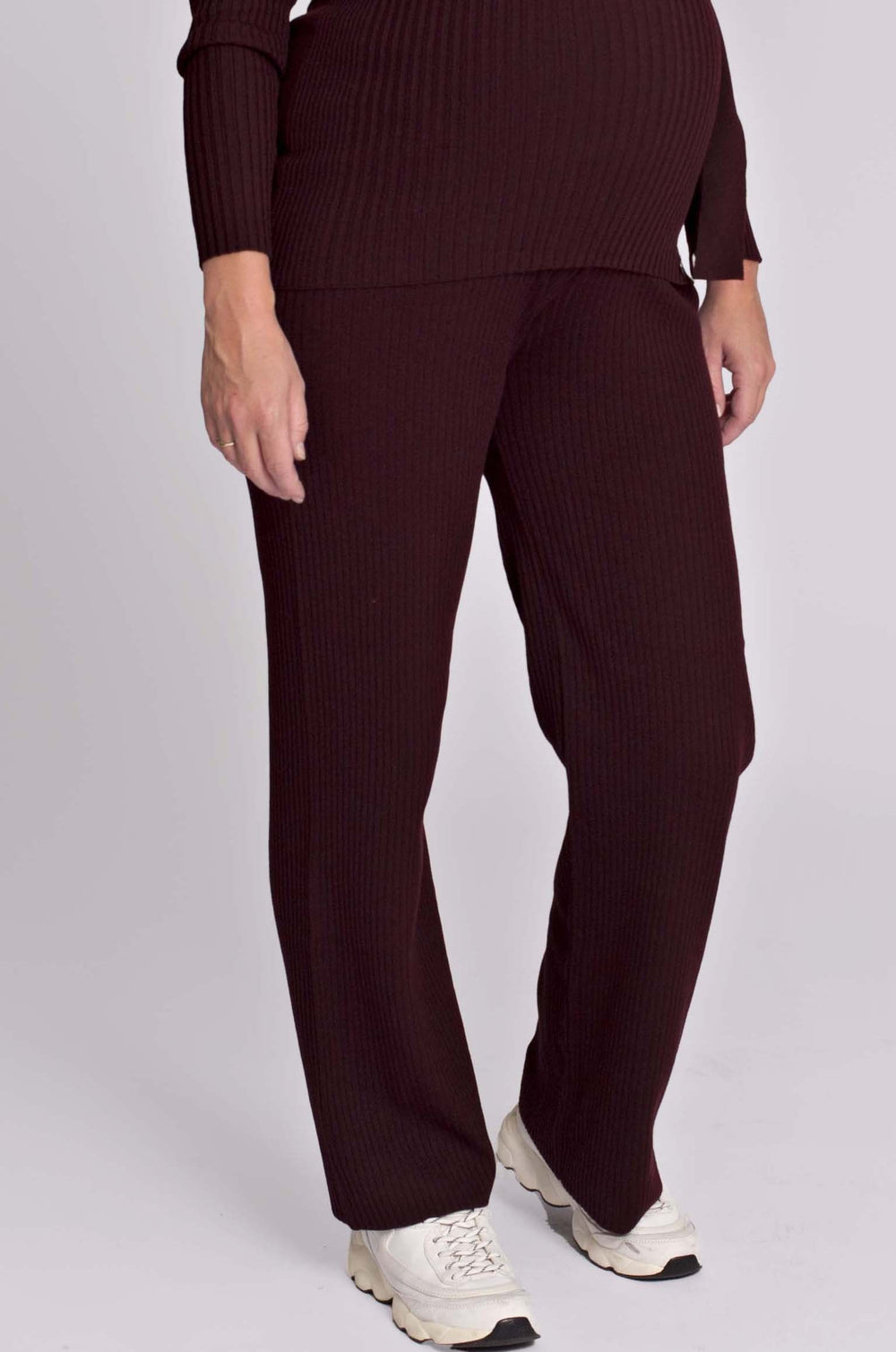 Umstandsmode, Schwangerschaftsmode, Stillmode, Brautkleider für Schwangere, Umstandshosen, Umstandsjeans, Umstandsoberteile, Stilloberteile, Bademode für Schwangere, BH für Schwangere, Still BH, Stillbustier, chic + schwanger, festliche Umstandsmode, festliche Mode für Schwangere, Tragejacke, Softshelljacke für Schwangere, Tragejacke mit Babyeinsatz, Umstandsleggings, Brautkleider mit Stillöffnung, festliche Umstandsmode zum Stillen, schick schwanger, Bussinesmode für Schwangere, Stillkleidung, Babybauch