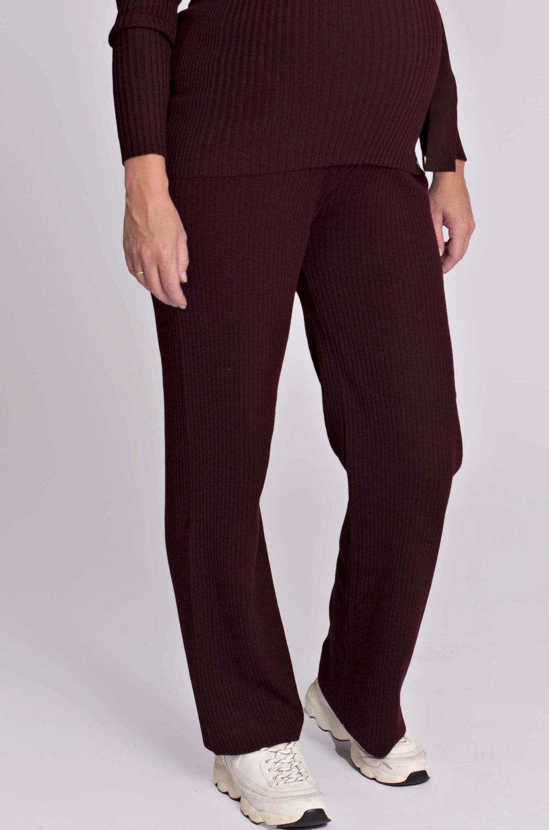 Umstandsmode, Schwangerschaftsmode, Stillmode, Brautkleider für Schwangere, Umstandshosen, Umstandsjeans, Umstandsoberteile, Stilloberteile, Bademode für Schwangere, BH für Schwangere, Still BH, Stillbustier, chic + schwanger, festliche Umstandsmode, festliche Mode für Schwangere, Tragejacke, Softshelljacke für Schwangere, Tragejacke mit Babyeinsatz, Umstandsleggings, Brautkleider mit Stillöffnung, festliche Umstandsmode zum Stillen, schick schwanger, Bussinesmode für Schwangere, Stillkleidung, Babybauch