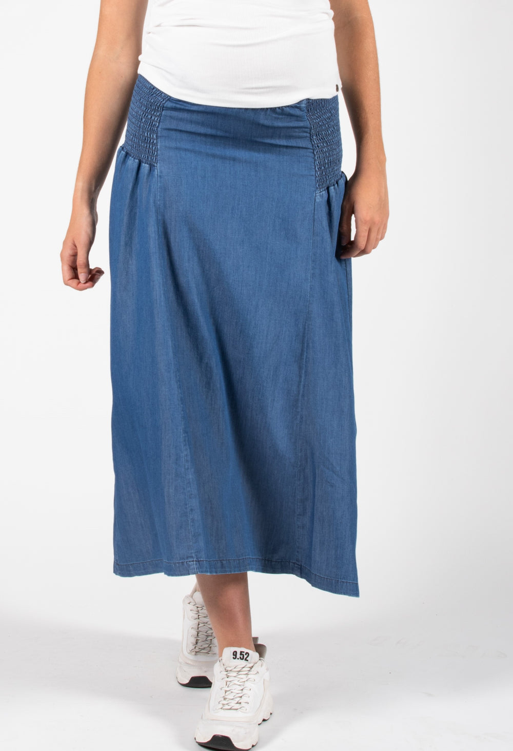 Umstandsmode, Schwangerschaftsmode, Stillmode, Brautkleider für Schwangere, Umstandshosen, Umstandsjeans, Umstandsoberteile, Stilloberteile, Bademode für Schwangere, BH für Schwangere, Still BH, Stillbustier, chic + schwanger, festliche Umstandsmode, festliche Mode für Schwangere, Tragejacke, Softshelljacke für Schwangere, Tragejacke mit Babyeinsatz, Umstandsleggings, Brautkleider mit Stillöffnung, festliche Umstandsmode zum Stillen, schick schwanger, Bussinesmode für Schwangere, Stillkleidung, Babybauch 