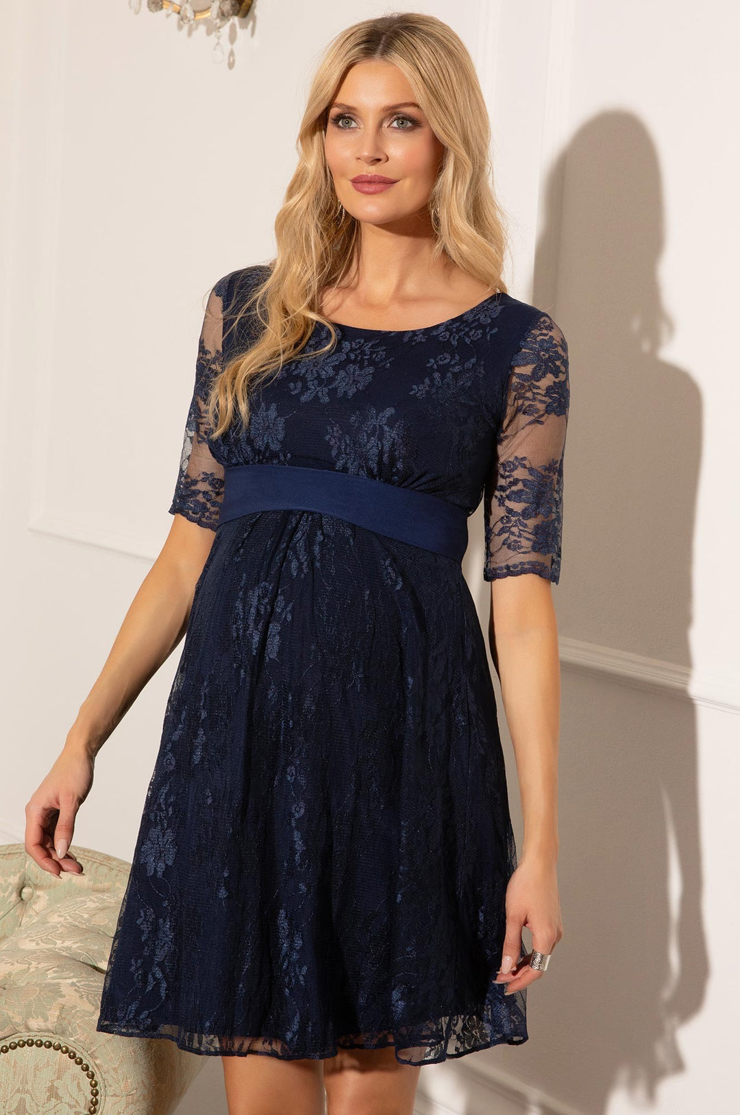 Umstandsmode, Schwangerschaftsmode, Stillmode, Brautkleider für Schwangere, Umstandshosen, Umstandsjeans, Umstandsoberteile, Stilloberteile, Bademode für Schwangere, BH für Schwangere, Still BH, Stillbustier, chic + schwanger, festliche Umstandsmode, festliche Mode für Schwangere, Tragejacke, Softshelljacke für Schwangere, Tragejacke mit Babyeinsatz, Umstandsleggings, Brautkleider mit Stillöffnung, festliche Umstandsmode zum Stillen, schick schwanger, Bussinesmode für Schwangere, Stillkleidung, Babybauch