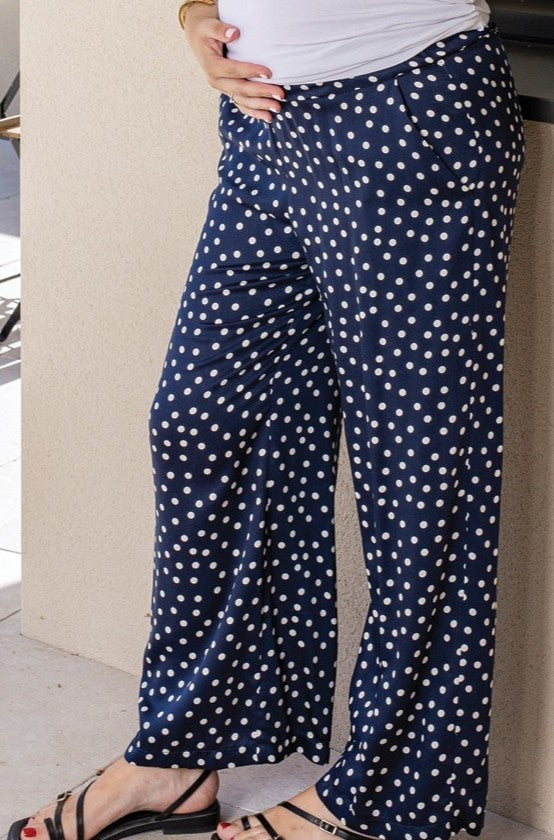 Umstandsmode, Schwangerschaftsmode, Stillmode, Brautkleider für Schwangere, Umstandshosen, Umstandsjeans, Umstandsoberteile, Stilloberteile, Bademode für Schwangere, BH für Schwangere, Still BH, Stillbustier, chic + schwanger, festliche Umstandsmode, festliche Mode für Schwangere, Tragejacke, Softshelljacke für Schwangere, Tragejacke mit Babyeinsatz, Umstandsleggings, Brautkleider mit Stillöffnung, festliche Umstandsmode zum Stillen, schick schwanger, Bussinesmode für Schwangere, Stillkleidung, Babybauch 