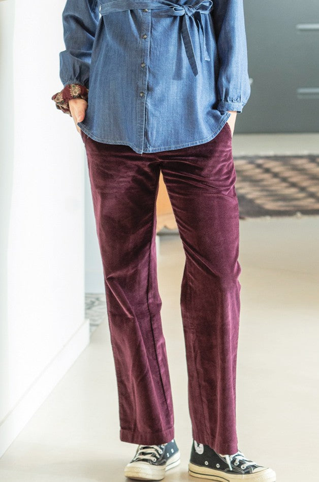 Umstandsmode, Schwangerschaftsmode, Stillmode, Brautkleider für Schwangere, Umstandshosen, Umstandsjeans, Umstandsoberteile, Stilloberteile, Bademode für Schwangere, BH für Schwangere, Still BH, Stillbustier, chic + schwanger, festliche Umstandsmode, festliche Mode für Schwangere, Tragejacke, Softshelljacke für Schwangere, Tragejacke mit Babyeinsatz, Umstandsleggings, Brautkleider mit Stillöffnung, festliche Umstandsmode zum Stillen, schick schwanger, Bussinesmode für Schwangere, Stillkleidung, Babybauch