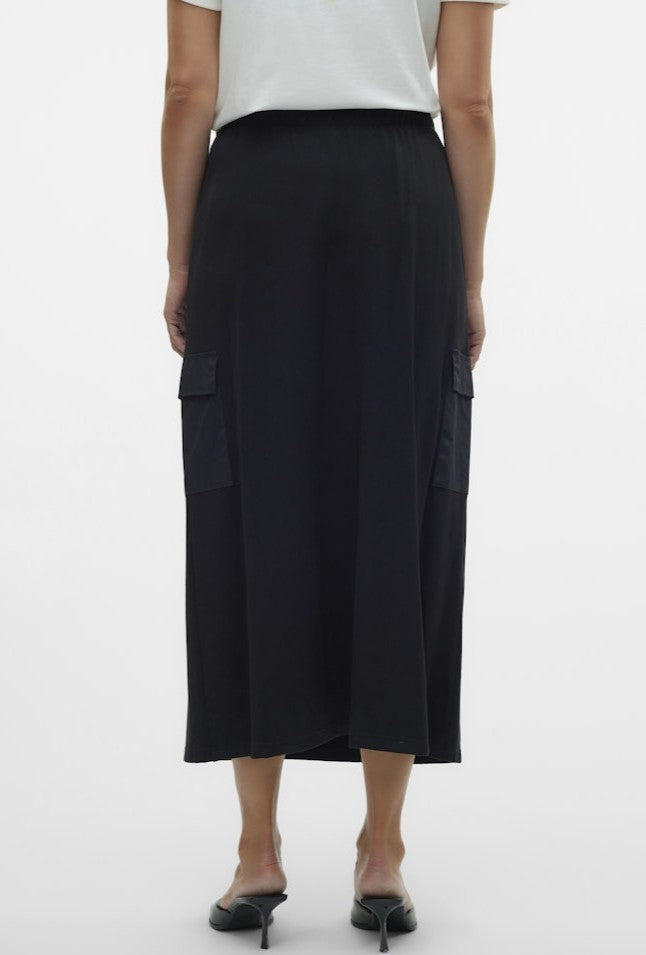 Umstandsmode, Schwangerschaftsmode, Stillmode, Brautkleider für Schwangere, Umstandshosen, Umstandsjeans, Umstandsoberteile, Stilloberteile, Bademode für Schwangere, BH für Schwangere, Still BH, Stillbustier, chic + schwanger, festliche Umstandsmode, festliche Mode für Schwangere, Tragejacke, Softshelljacke für Schwangere, Tragejacke mit Babyeinsatz, Umstandsleggings, Brautkleider mit Stillöffnung, festliche Umstandsmode zum Stillen, schick schwanger, Bussinesmode für Schwangere, Stillkleidung, Babybauch