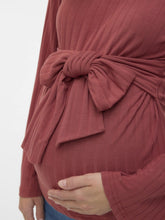 Laden Sie das Bild in den Galerie-Viewer, Umstandsmode, Schwangerschaftsmode, Stillmode, Brautkleider für Schwangere, Umstandshosen, Umstandsjeans, Umstandsoberteile, Stilloberteile, Bademode für Schwangere, BH für Schwangere, Still BH, Stillbustier, chic + schwanger, festliche Umstandsmode, festliche Mode für Schwangere, Tragejacke, Softshelljacke für Schwangere, Tragejacke mit Babyeinsatz, Umstandsleggings, Brautkleider mit Stillöffnung, festliche Umstandsmode zum Stillen, schick schwanger, Bussinesmode für Schwangere, Stillkleidung, Babybauch
